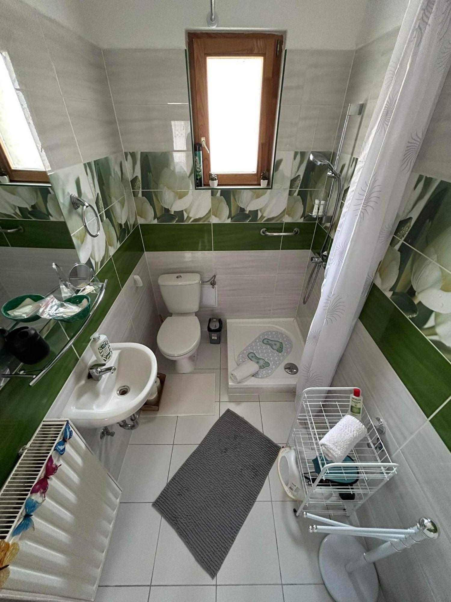 Tavaszpart Vendeghaz Apartment แซแก็ด ภายนอก รูปภาพ
