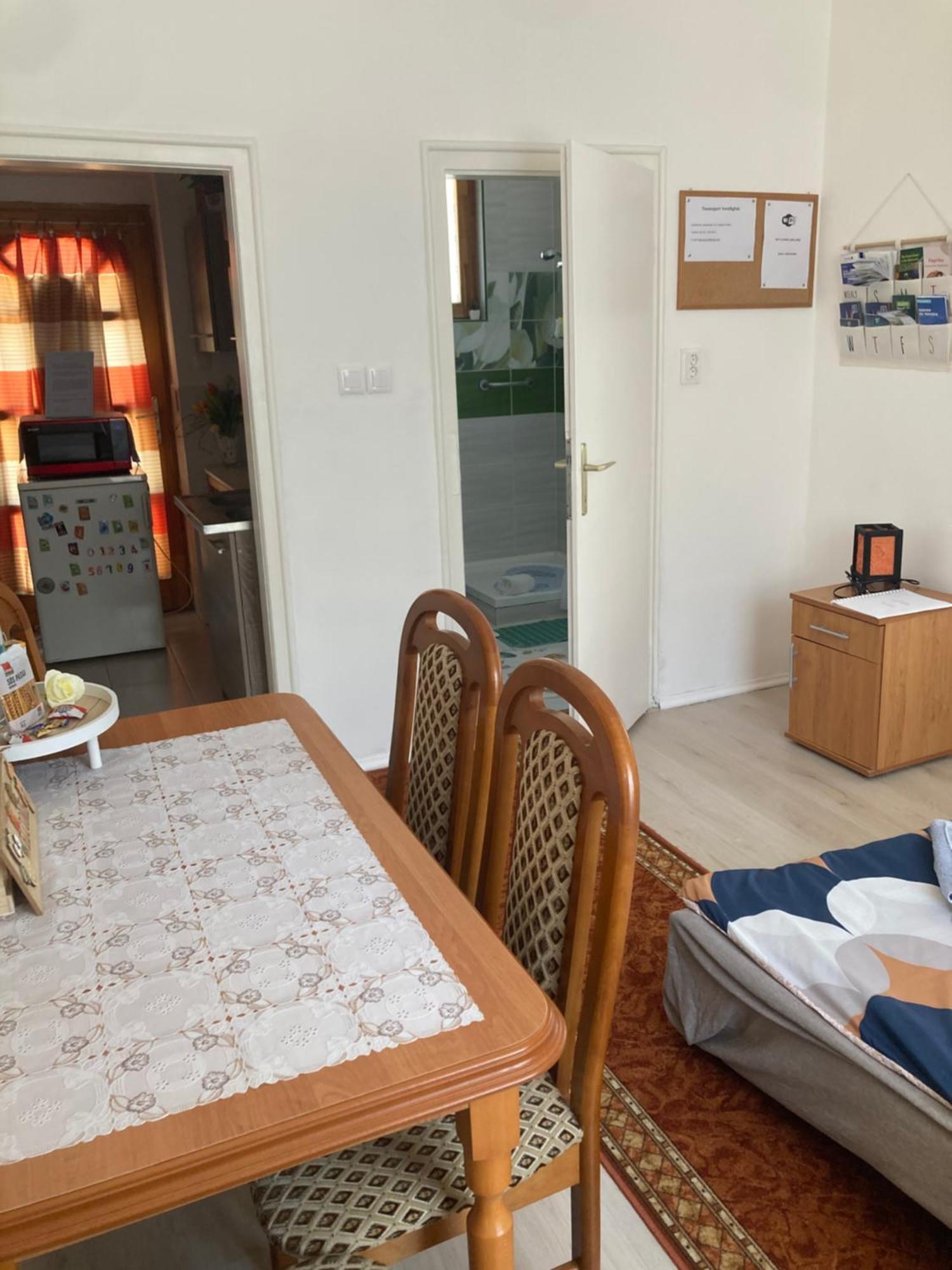 Tavaszpart Vendeghaz Apartment แซแก็ด ภายนอก รูปภาพ
