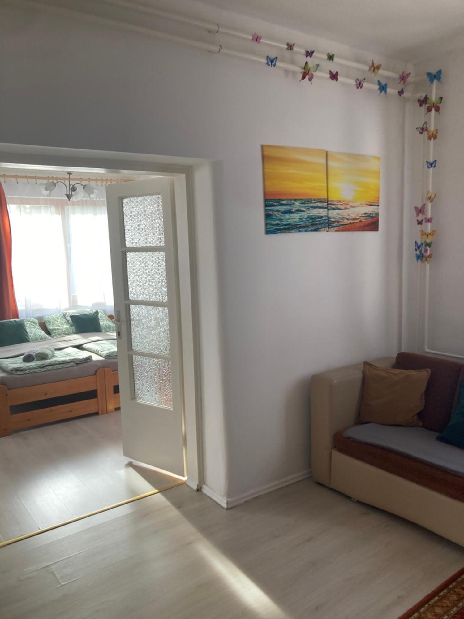 Tavaszpart Vendeghaz Apartment แซแก็ด ภายนอก รูปภาพ